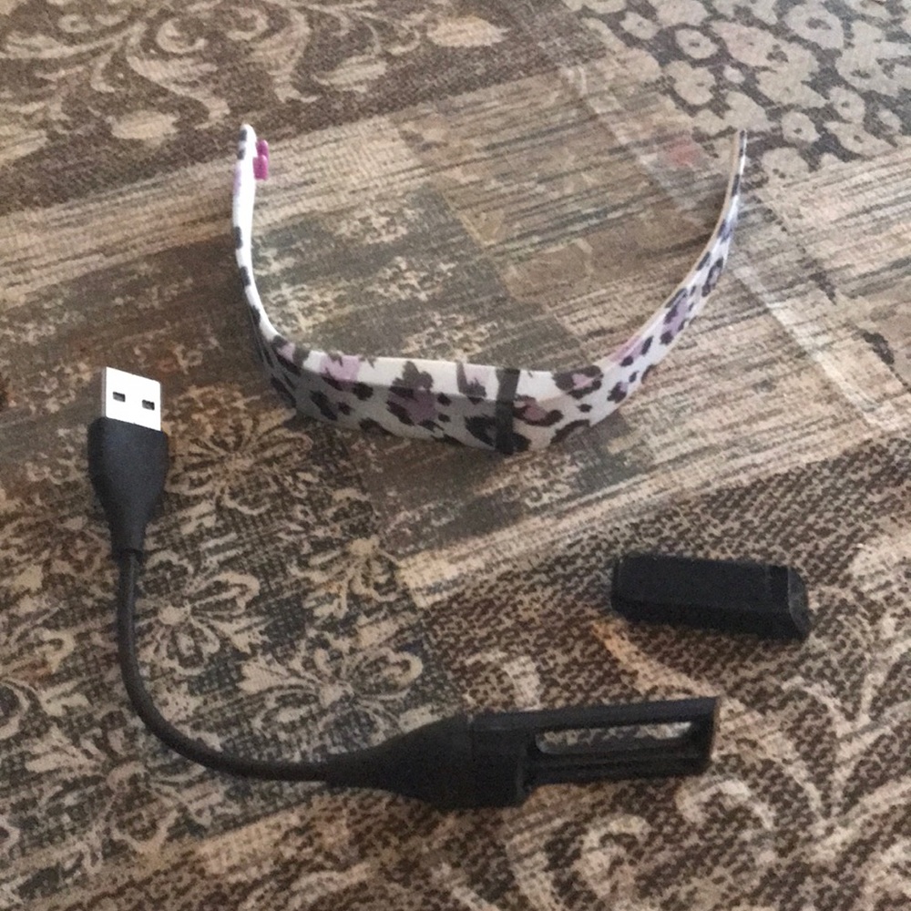 Fitbit flex with charger and large band
